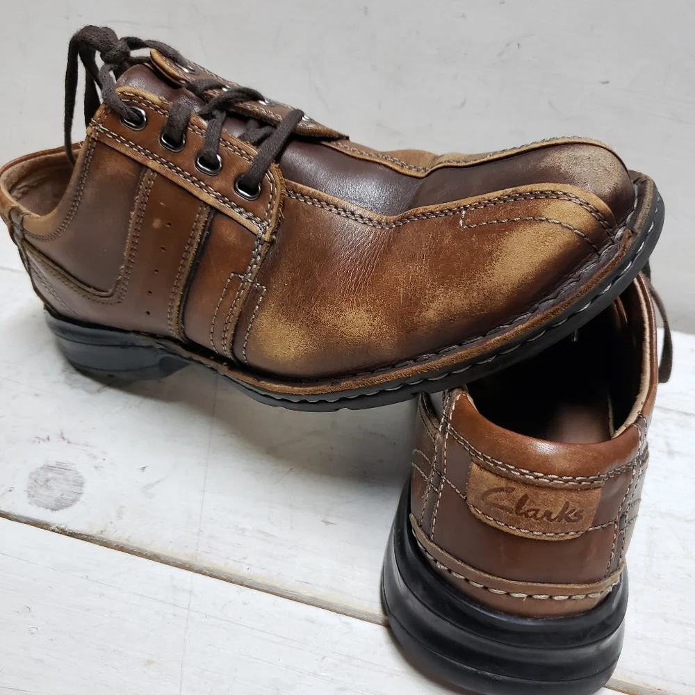 Clarks leather oxford two tone brown shoes ~ mens size 10
